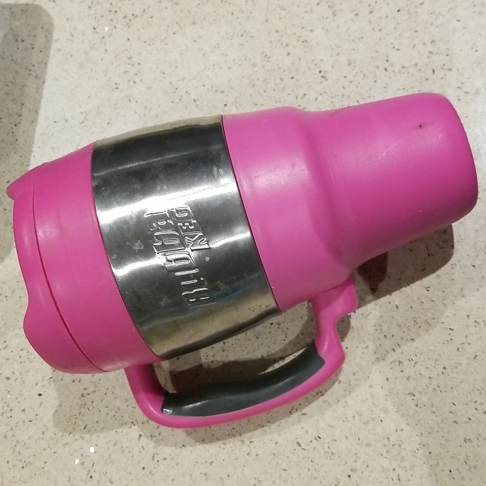 Bubba Keg twist top lid handy bottle opener on handle